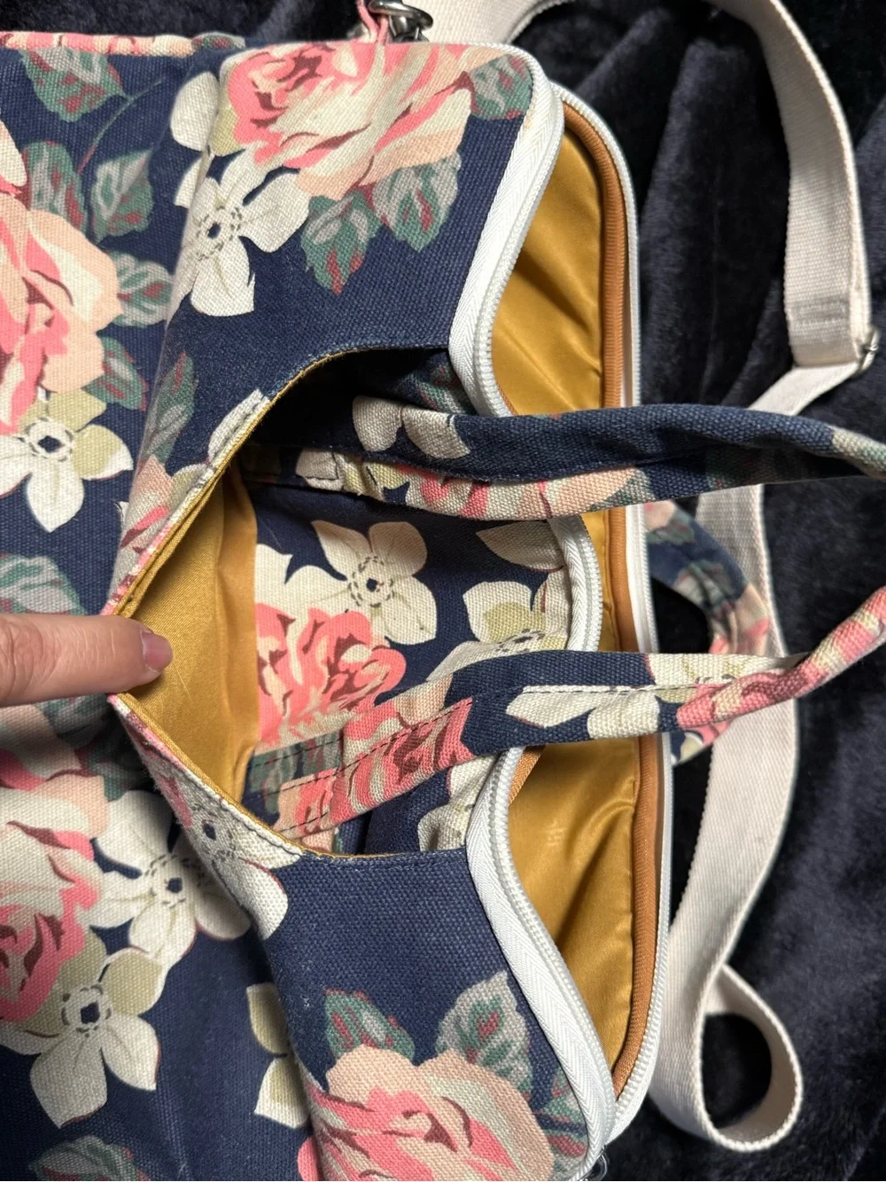 Canvas Floral Laptop Bag with Pink Rose Print - Unbranded